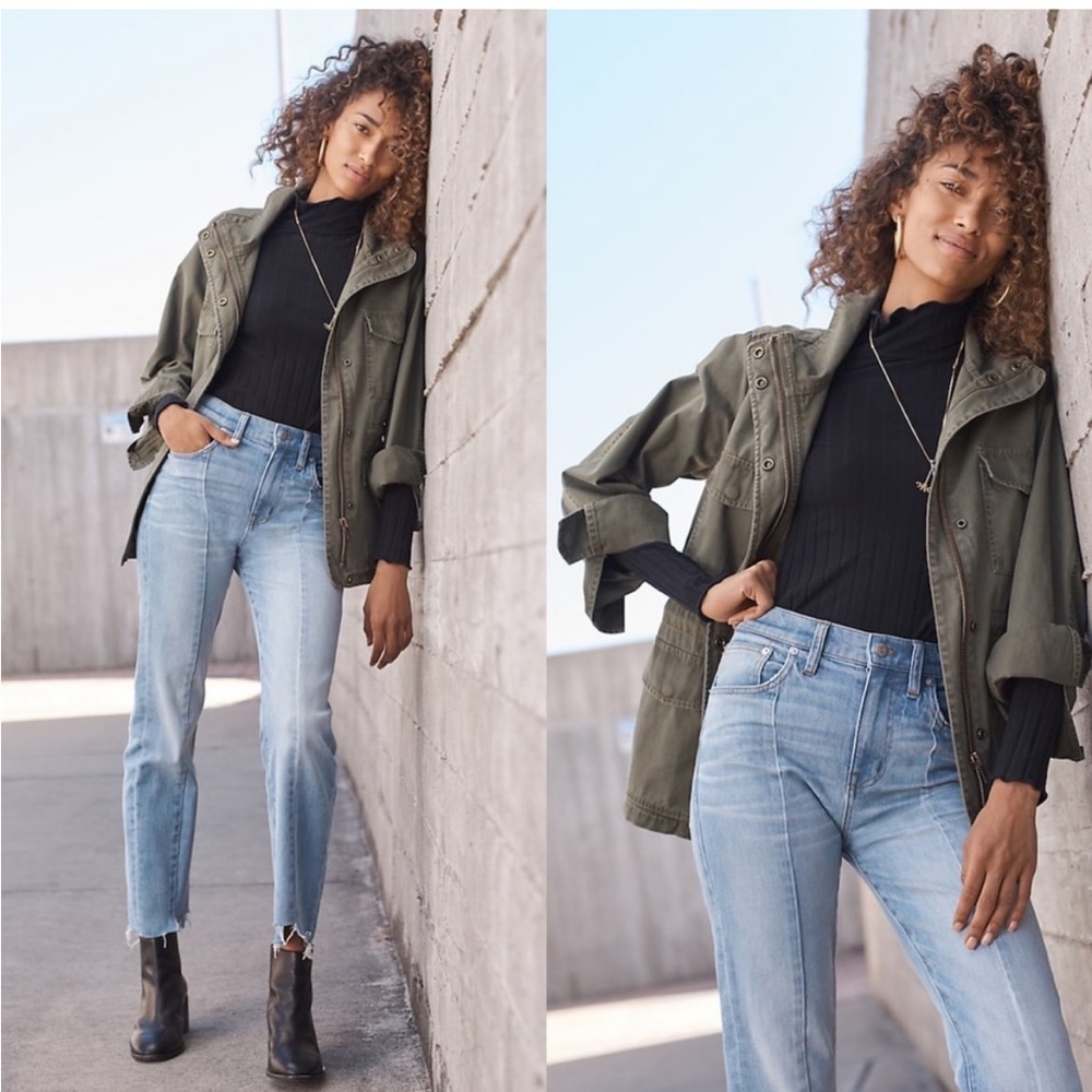 Madewell Cruiser Straight Reconstructed
Distressed Jean 24